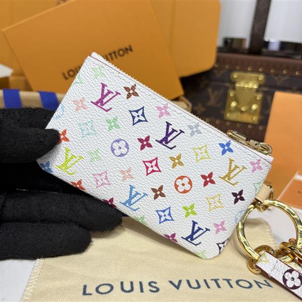 2026122105447599 140